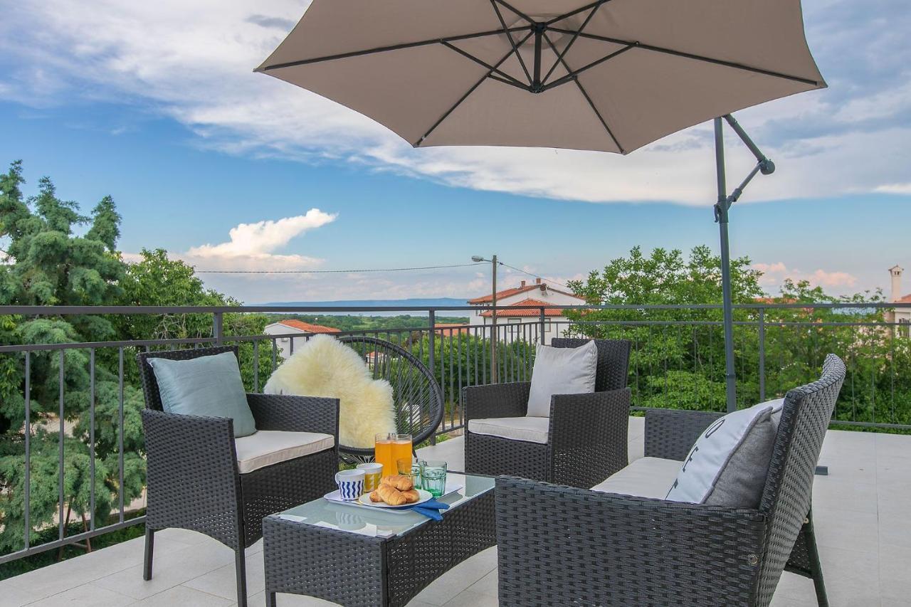 Premium 100M2 Sea View Apartment Ližnjan Esterno foto