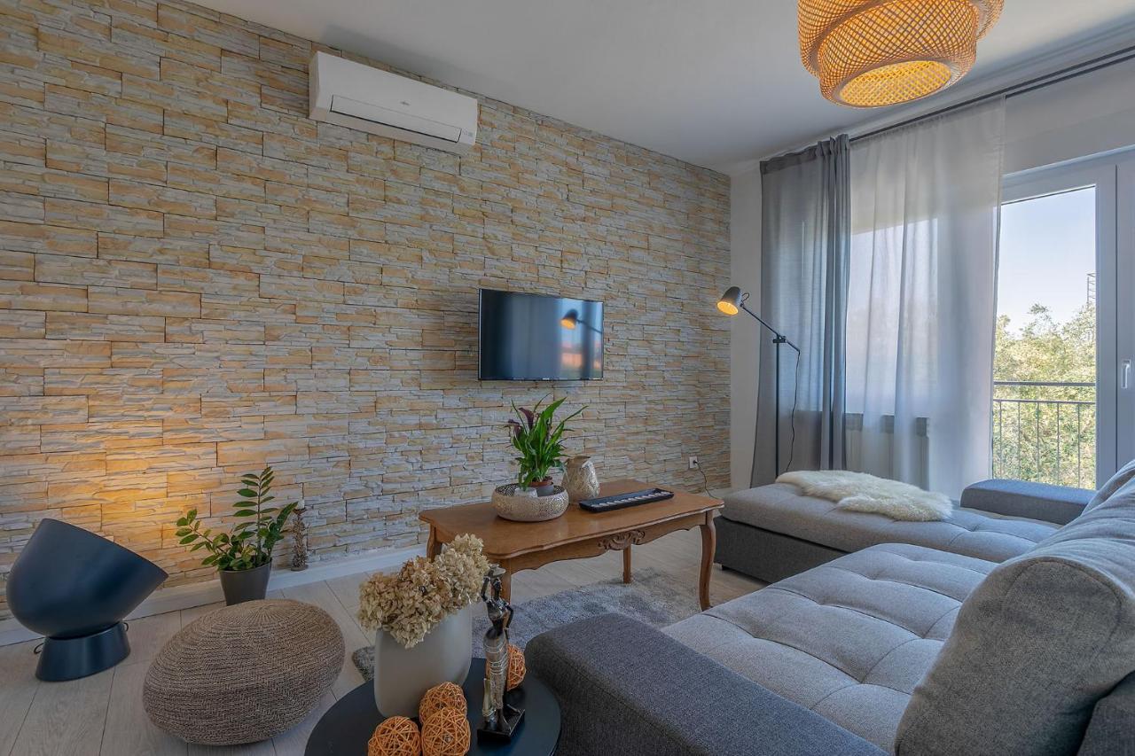 Premium 100M2 Sea View Apartment Ližnjan Esterno foto